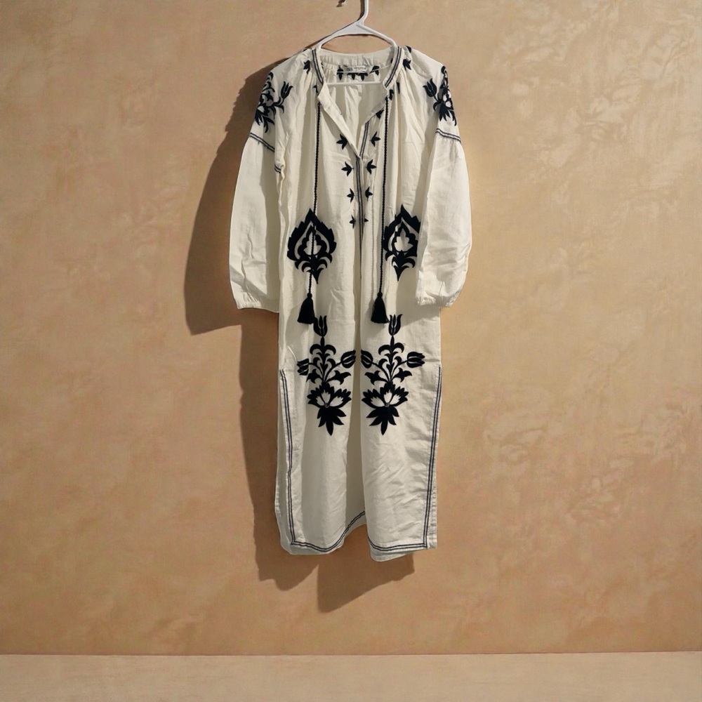 Zara Black and White Floral Long Sleeve Dress